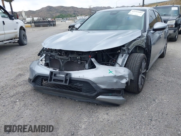 2024 Acura Integra with VIN 19UDE4H23RA027105, listed as a IAAI auction lot 42195084 with 12,419 mi miles and . Bid and sale history available at DreamBid. Image 6.