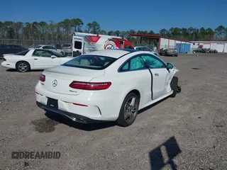 2019 Mercedes-Benz E-Class E 450 with VIN WDD1J6JB9KF096477, listed as a IAAI auction lot 41036923 with 28,335 mi miles. Bid and sale history available at carsss.com. Image 4.