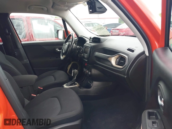 2017 Jeep Renegade Latitude z VIN ZACCJABB8HPG49324, wystawiony jako IAAI lot #42005994 z przebiegiem 96 803 mil mil oraz . Historia ofert i sprzedaży dostępna na DreamBid. Obrazek 5.
