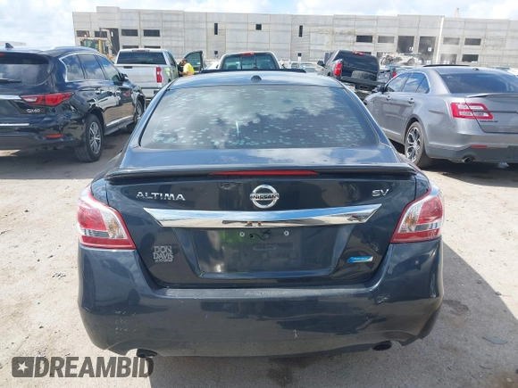 2013 Nissan Altima SV with VIN 1N4AL3AP0DN557255, listed as a IAAI auction lot 42574146 with 185,886 mi miles and . Bid and sale history available at DreamBid. Image 17.