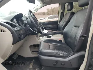 2011 Dodge Grand Caravan Crew with VIN 2D4RN5DG2BR762738, listed as a Copart auction lot 49528955 with 203,748 mi miles and Clean Title. Bid and sale history available at DreamBid. Image 7.