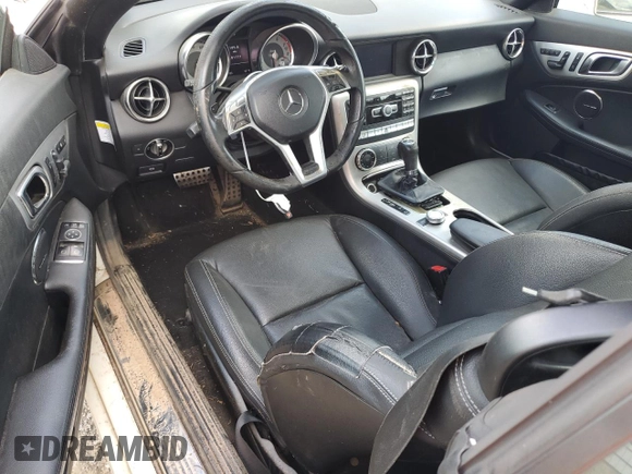 2012 Mercedes-Benz SLK 250 with VIN WDDPK4HA6CF038028, listed as a Copart auction lot 66120405 with 201,771 mi miles and Salvage title. Bid and sale history available at DreamBid. Image 8.