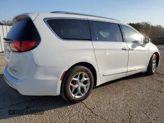 2018 Chrysler Pacifica Limited z VIN 2C4RC1GG3JR233143, wystawiony jako Copart lot #48360105 z przebiegiem 75 680 mil mil oraz Szkody całkowita. Historia ofert i sprzedaży dostępna na DreamBid. Obrazek 3.