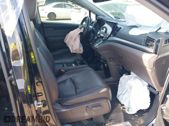 2019 Honda Odyssey Elite with VIN 5FNRL6H92KB089949, listed as a IAAI auction lot 42217646 with 61,193 mi miles and . Bid and sale history available at DreamBid. Image 5.