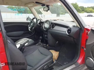 2012 MINI Hardtop with VIN WMWSU3C51CT255374, listed as a IAAI auction lot 42638610 with 165,103 mi miles and . Bid and sale history available at DreamBid. Image 5.