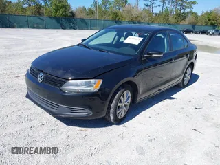 2014 Volkswagen Jetta SE с VIN 3VWD07AJ3EM367803, выставлен на аукционе IAAI как лот 41799074 с пробегом 124 592 миль миль и . История ставок и продаж доступна на DreamBid. Изображение 2.