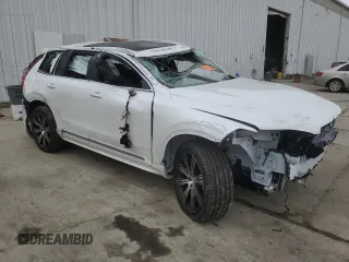 2025 Volvo XC90 Plus with VIN YV4062PE6S1347855, listed as a Copart auction lot 46486525 with 1,696 mi miles and Salvage Title. Bid and sale history available at DreamBid. Image 4.