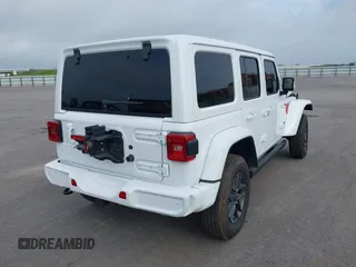 2022 Jeep Wrangler Unlimited Sahara with VIN 1C4HJXEN9NW190351, listed as a IAAI auction lot 42741722 with 40,794 mi miles and . Bid and sale history available at DreamBid. Image 4.