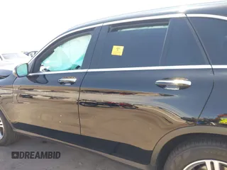 2021 Mercedes-Benz GLC 300 with VIN W1N0G8DB3MV296283, listed as a IAAI auction lot 42793090 with Not provided miles and . Bid and sale history available at DreamBid. Image 14.