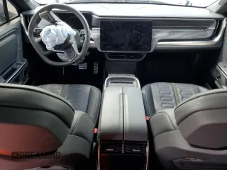 2023 Rivian R1T Adventure with VIN 7FCTGBAA2PN028983, listed as a Copart auction lot 45307015 with 220 mi miles and Salvage Title. Bid and sale history available at DreamBid. Image 8.