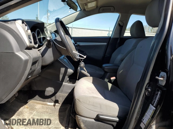2009 Toyota Matrix S with VIN 2T1LE40E29C001820, listed as a Copart auction lot 53630135 with 335,287 mi miles and Clean title. Bid and sale history available at DreamBid. Image 7.