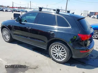 2017 Audi Q5 Premium Plus z VIN WA1M2AFP6HA061312, wystawiony jako IAAI lot #42180628 z przebiegiem 80 669 mil mil oraz . Historia ofert i sprzedaży dostępna na DreamBid. Obrazek 3.