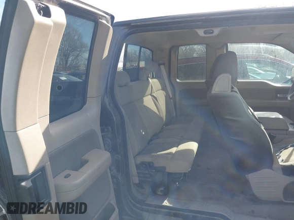 2006 Ford F-150 XLT with VIN 1FTPX14556FA66720, listed as a IAAI auction lot 41828846 with 150,915 mi miles. Bid and sale history available at carsss.com. Image 8.