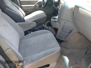 2002 Chevrolet Astro z VIN 1GNDM19X52B109192, wystawiony jako IAAI lot #42033937 z przebiegiem 133 041 mil mil oraz . Historia ofert i sprzedaży dostępna na DreamBid. Obrazek 5.