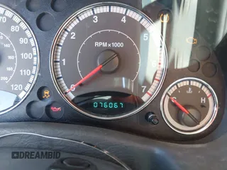 2006 Jeep Liberty Limited z VIN 1J4GL58K56W183758, wystawiony jako IAAI lot #42690220 z przebiegiem 76 067 mil mil oraz . Historia ofert i sprzedaży dostępna na DreamBid. Obrazek 7.