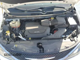 2017 Chrysler Pacifica Touring L with VIN 2C4RC1BG1HR519963, listed as a Copart auction lot 52800915 with 141,225 mi miles and Salvage Title. Bid and sale history available at DreamBid. Image 14.