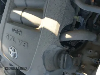2018 Toyota Tundra SR5 с VIN 5TFAY5F16JX734032, выставлен на аукционе IAAI как лот 43223535 с пробегом 100 542 миль миль и . История ставок и продаж доступна на DreamBid. Изображение 19.