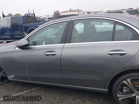 2022 Mercedes-Benz C 300 with VIN W1KAF4GB9NR018569, listed as a IAAI auction lot 38903076 with Not Provided miles and . Bid and sale history available at DreamBid. Image 14.