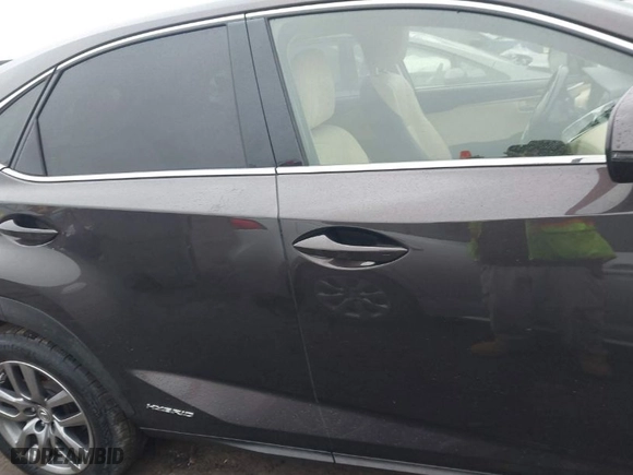 2015 Lexus NX 300h with VIN JTJYWRBZXF2008134, listed as a IAAI auction lot 41407931 with 104,095 mi miles. Bid and sale history available at carsss.com. Image 13.