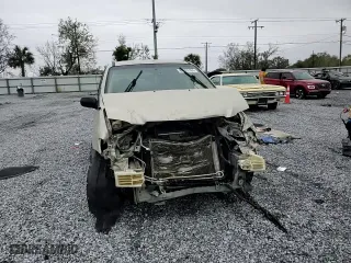 2001 Mazda MPV DX with VIN JM3LW28GX10193811, listed as a Copart auction lot 89283165 with 105,077 mi miles and Salvage Title. Bid and sale history available at carsss.com. Image 11.