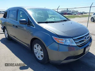2013 Honda Odyssey LX with VIN 5FNRL5H29DB037816, listed as a IAAI auction lot 42152167 with 177,163 mi miles and . Bid and sale history available at DreamBid. Image 1.