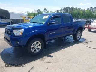 2015 Toyota Tacoma with VIN 3TMLU4EN1FM187705, listed as a IAAI auction lot 42119222 with 115,471 mi miles and . Bid and sale history available at DreamBid. Image 17.