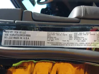 2021 Jeep Grand Cherokee Overland с VIN 1C4RJFCG3MC618885, выставлен на аукционе IAAI как лот 42158667 с пробегом 49 258 миль миль и . История ставок и продаж доступна на DreamBid. Изображение 9.