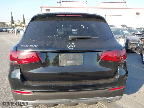 2020 Mercedes-Benz GLC with VIN W1N0G8DB8LF768664, listed as a IAAI auction lot 41306145 with 71,497 mi miles. Bid and sale history available at carsss.com. Image 16.