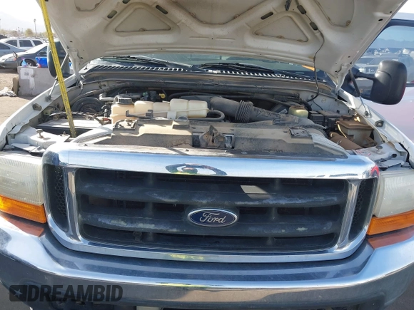 2001 Ford Super Duty F-250 XL with VIN 1FTNX21S61EB04767, listed as a IAAI auction lot 41555822 with 227,951 mi miles. Bid and sale history available at carsss.com. Image 10.