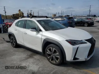 2019 Lexus UX 200 z VIN JTHY3JBH6K2014719, wystawiony jako Copart lot #59621285 z przebiegiem 75 685 mil mil oraz Szkoda całkowita • Salvage title. Historia ofert i sprzedaży dostępna na DreamBid. Obrazek 4.