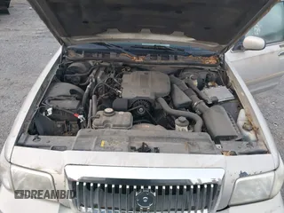 2008 Mercury Grand Marquis LS with VIN 2MEFM75V38X661481, listed as a IAAI auction lot 42079891 with 206,421 mi miles and . Bid and sale history available at DreamBid. Image 10.