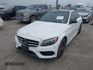 2017 Mercedes-Benz C 300 с VIN 55SWF4JB6HU183934, выставлен на аукционе IAAI как лот 42093303 с пробегом 120 000 миль миль и . История ставок и продаж доступна на DreamBid. Изображение 17.