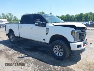 2017 Ford F-250 Lariat с VIN 1FT7W2B62HEC47187, выставлен на аукционе IAAI как лот 42558367 с пробегом 123 340 миль миль и . История ставок и продаж доступна на DreamBid. Изображение 1.