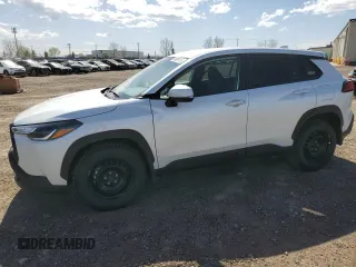 2023 Toyota Corolla Cross LE z VIN 7MUCAABG2PV063706, wystawiony jako Copart lot #56399115 z przebiegiem 16 736 mil mil oraz Szkoda całkowita • Salvage title. Historia ofert i sprzedaży dostępna na DreamBid. Obrazek 1.