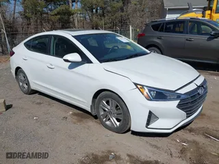 2019 Hyundai Elantra SEL with VIN 5NPD84LF2KH457710, listed as a IAAI auction lot 41800266 with 91,204 mi miles. Bid and sale history available at carsss.com. Image 1.