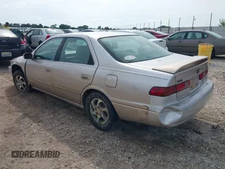 1998 Toyota Camry LE с VIN 4T1BG22K8WU337026, выставлен на аукционе IAAI как лот 42298457 с пробегом Не указан миль и . История ставок и продаж доступна на DreamBid. Изображение 3.