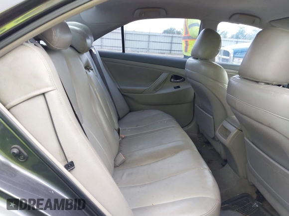 2007 Toyota Camry CE z VIN 4T1BE46K37U140603, wystawiony jako IAAI lot #42305937 z przebiegiem 244 141 mil mil oraz . Historia ofert i sprzedaży dostępna na DreamBid. Obrazek 8.
