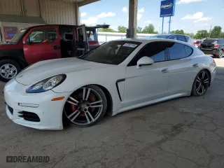 2016 Porsche Panamera 4 with VIN WP0AA2A75GL000111, listed as a Copart auction lot 53202714 with 130,189 mi miles and Salvage Title. Bid and sale history available at carsss.com. Image 1.
