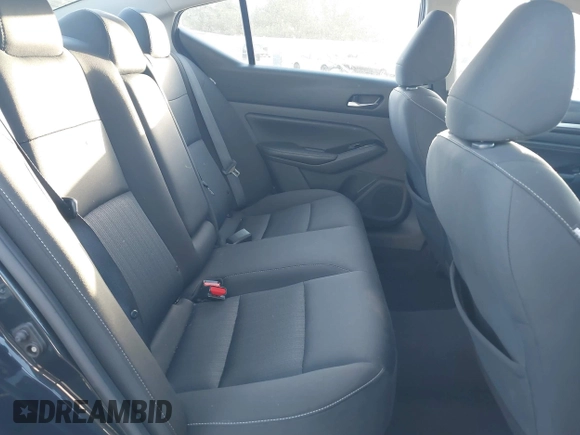 2021 Nissan Altima SV with VIN 1N4BL4DV5MN410885, listed as a IAAI auction lot 41809083 with 61,362 mi miles and . Bid and sale history available at DreamBid. Image 8.