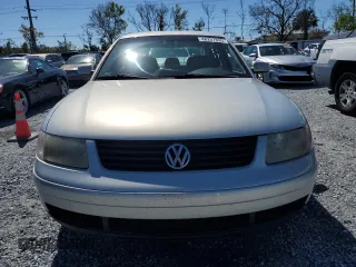 2001 Volkswagen Passat z VIN WVWAC63B91P019327, wystawiony jako Copart lot #48207895 z przebiegiem 147 065 mil mil oraz Szkoda całkowita • Salvage title. Historia ofert i sprzedaży dostępna na DreamBid. Obrazek 5.