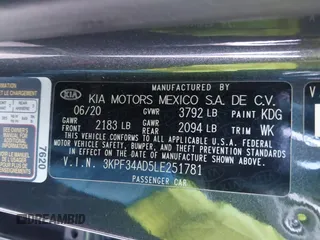 2020 Kia Forte GT-Line with VIN 3KPF34AD5LE251781, listed as a IAAI auction lot 41758706 with 64,323 mi miles. Bid and sale history available at carsss.com. Image 9.
