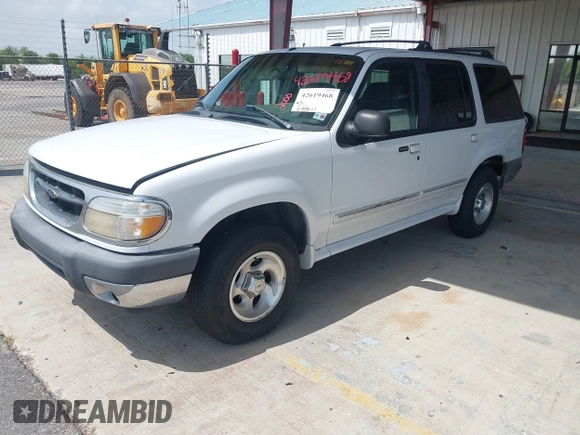 2000 Ford Explorer XLT with VIN 1FMZU63E8YZA21820, listed as a IAAI auction lot 42619468 with 207,542 mi miles and . Bid and sale history available at DreamBid. Image 2.