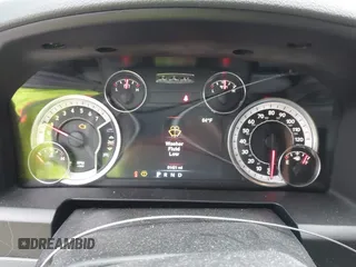 2017 Ram 1500 Big Horn z VIN 3C6RR7LT0HG523898, wystawiony jako IAAI lot #42333835 z przebiegiem 81 421 mil mil oraz . Historia ofert i sprzedaży dostępna na DreamBid. Obrazek 7.