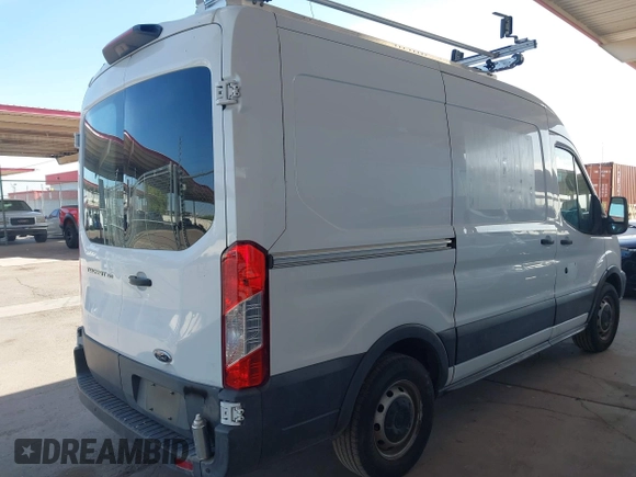 2018 Ford Transit with VIN 1FTYE1CM7JKB09229, listed as a IAAI auction lot 41851224 with 33,916 mi miles and . Bid and sale history available at DreamBid. Image 4.