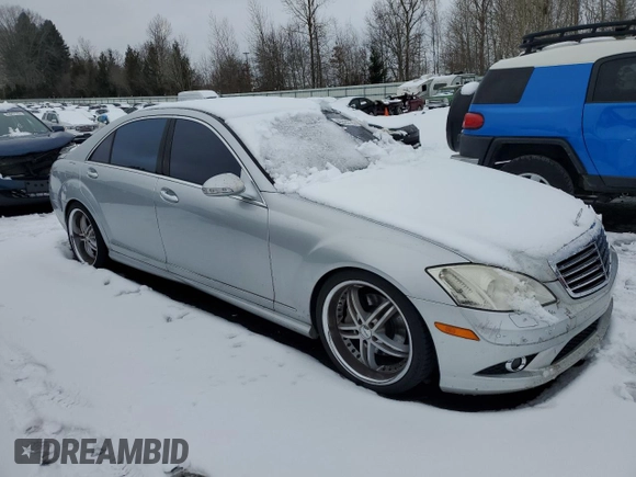 2007 Mercedes-Benz S 550 with VIN WDDNG71X07A071327, listed as a Copart auction lot 45320775 with 95,374 mi miles and Salvage Title. Bid and sale history available at DreamBid. Image 4.