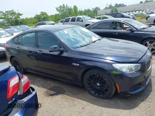 2017 BMW 5 Series 535i xDrive z VIN WBA5M4C31HD187080, wystawiony jako IAAI lot #42543064 z przebiegiem 117 325 mil mil oraz . Historia ofert i sprzedaży dostępna na DreamBid. Obrazek 13.