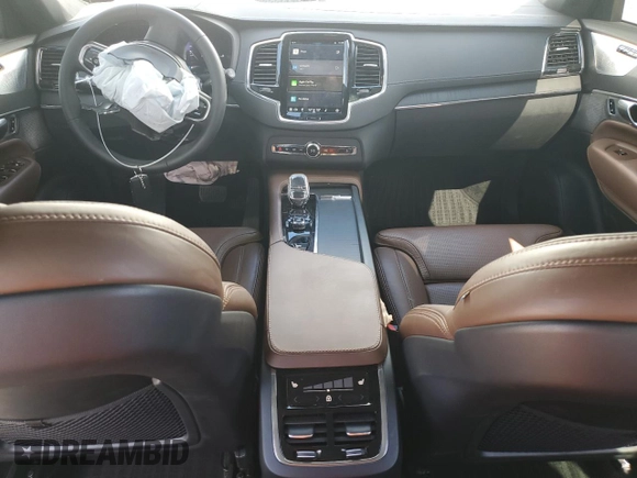 2023 Volvo XC90 Ultimate Dark Theme with VIN YV4H60CX0P1963542, listed as a Copart auction lot 43082704 with 14,133 mi miles and . Bid and sale history available at DreamBid. Image 8.
