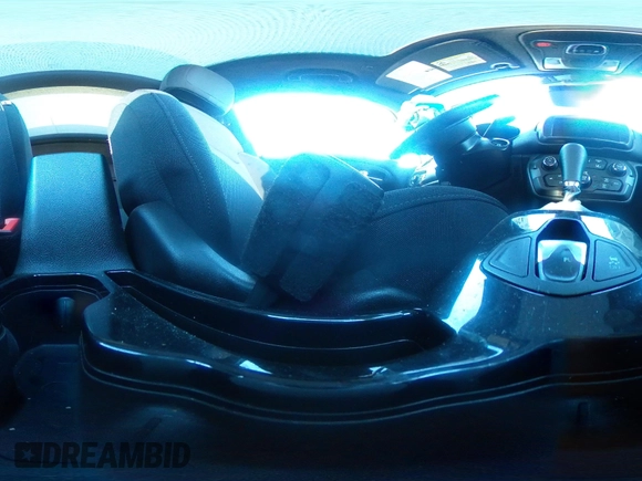 2021 Jeep Renegade Latitude z VIN ZACNJDBB2MPM79995, wystawiony jako IAAI lot #42009880 z przebiegiem 62 038 mil mil oraz . Historia ofert i sprzedaży dostępna na DreamBid. Obrazek 19.