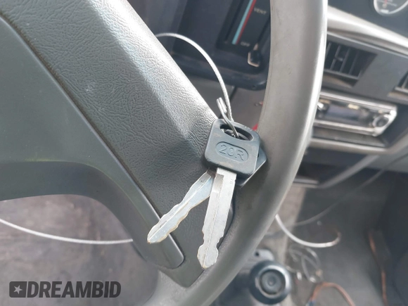 1989 Ford Aerostar z VIN 1FMCA11U2KZC19215, wystawiony jako IAAI lot #41719140 z przebiegiem 3 566 mil mil oraz . Historia ofert i sprzedaży dostępna na DreamBid. Obrazek 11.
