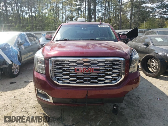 2018 GMC Yukon Denali with VIN 1GKS2CKJ1JR201871, listed as a Copart auction lot 52449594 with 82,761 mi miles and Salvage Title. Bid and sale history available at carsss.com. Image 5.